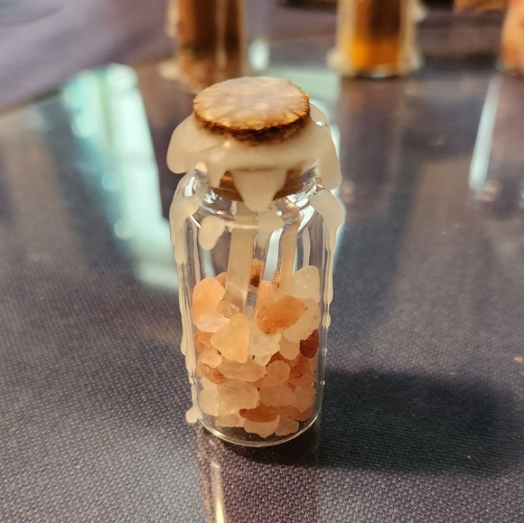 Super Full Blue Moon Reiki Quartz Crystal Spell Jar for Balancing and Grounding - Picture 9 of 11